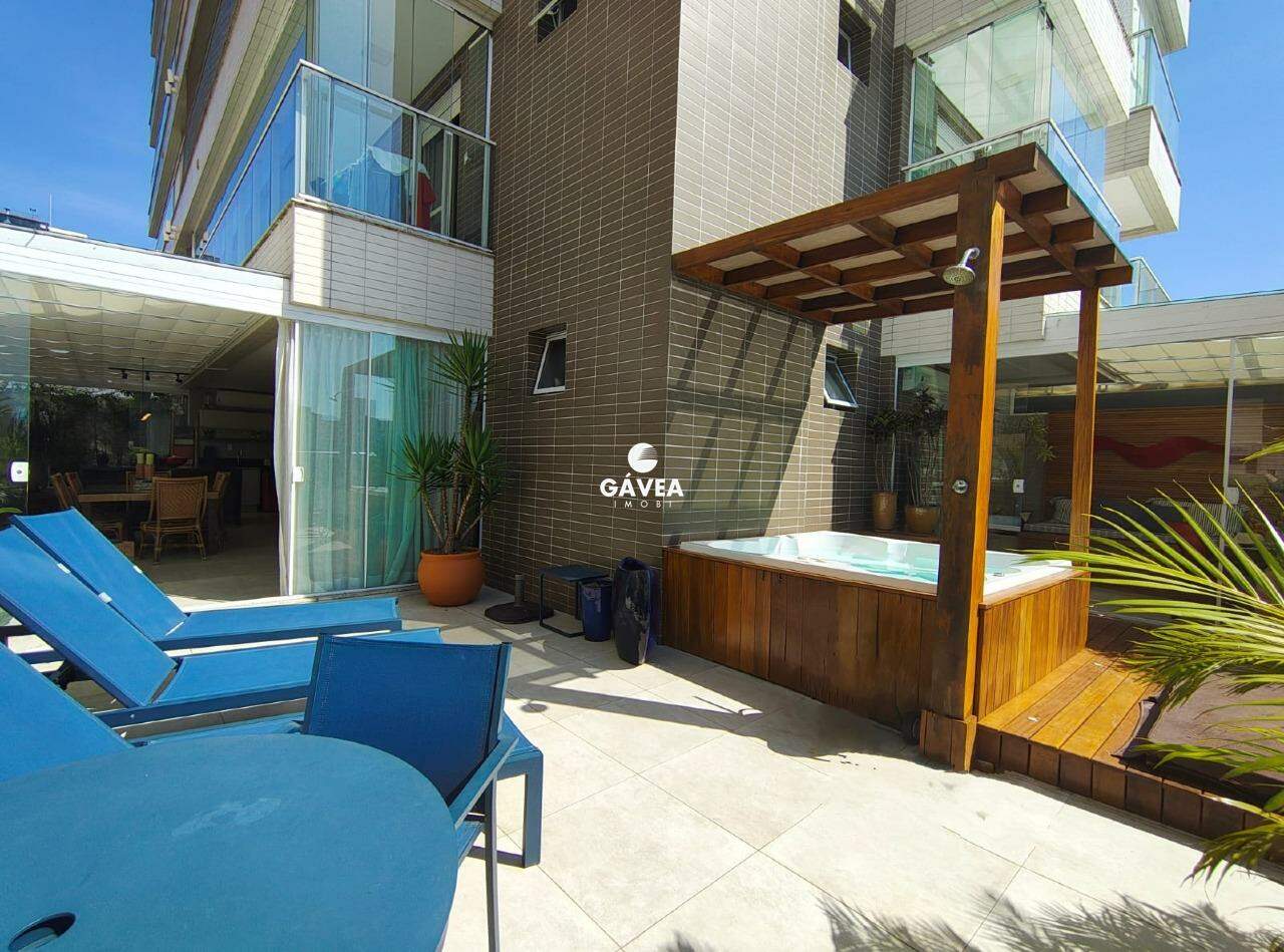 Apartamento à venda no Embaré: 