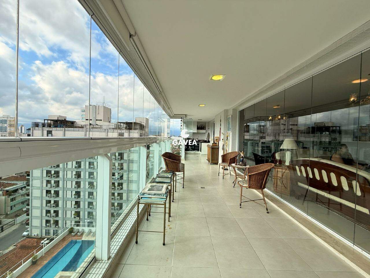 Apartamento à venda no Embaré: 