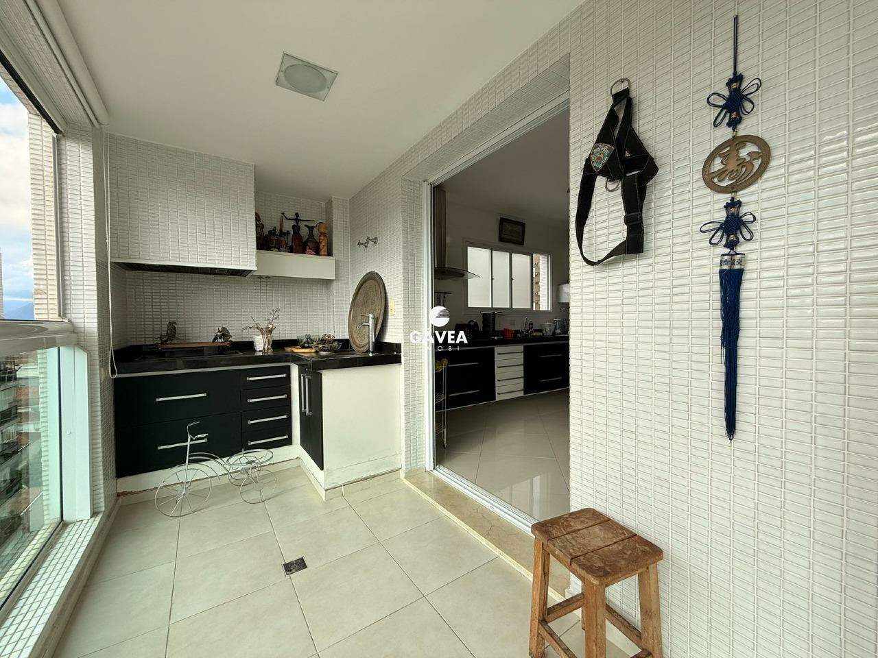 Apartamento à venda no Embaré: 