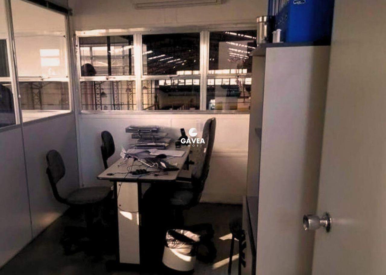 Galpão à venda no Paquetá: 