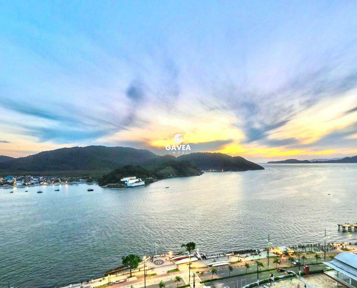 Apartamento à venda no Ponta da Praia: 