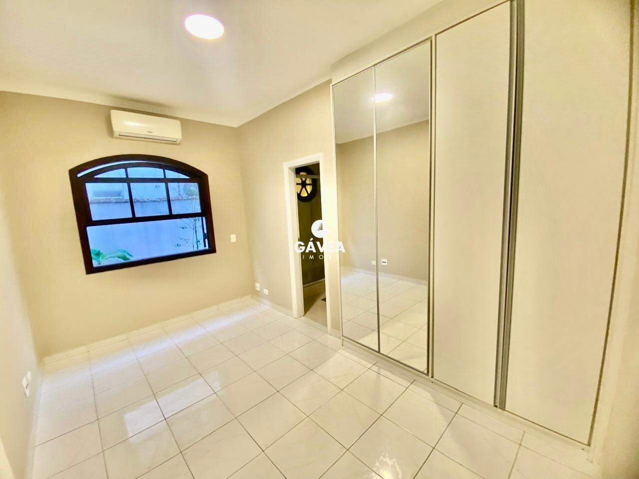 Casa à venda no Ponta da Praia: 