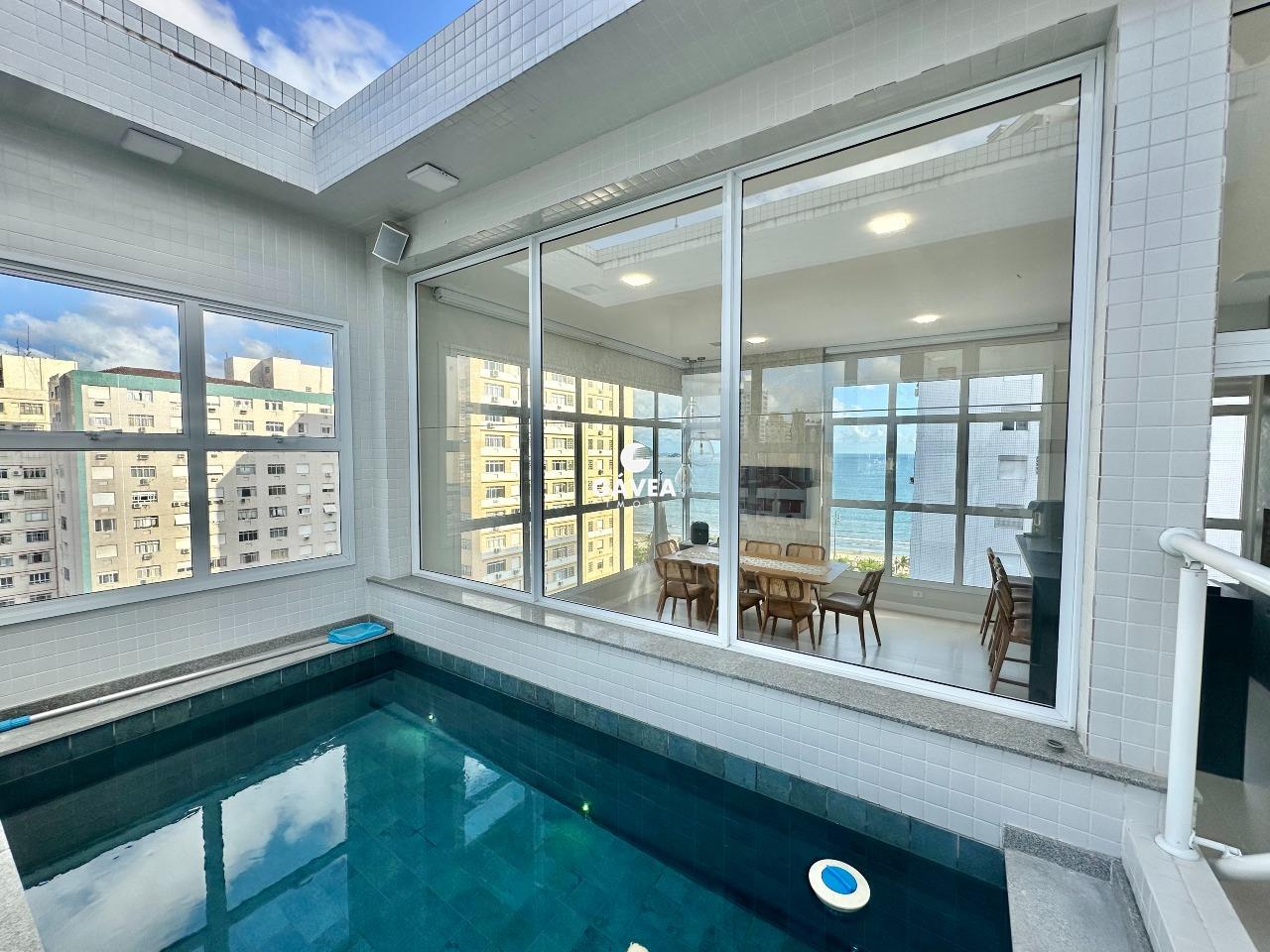 Cobertura à venda no Embaré: 