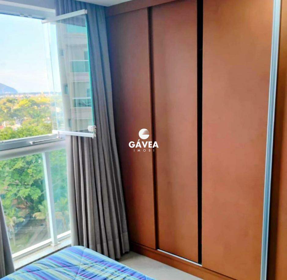 Apartamento à venda no Enseada: 