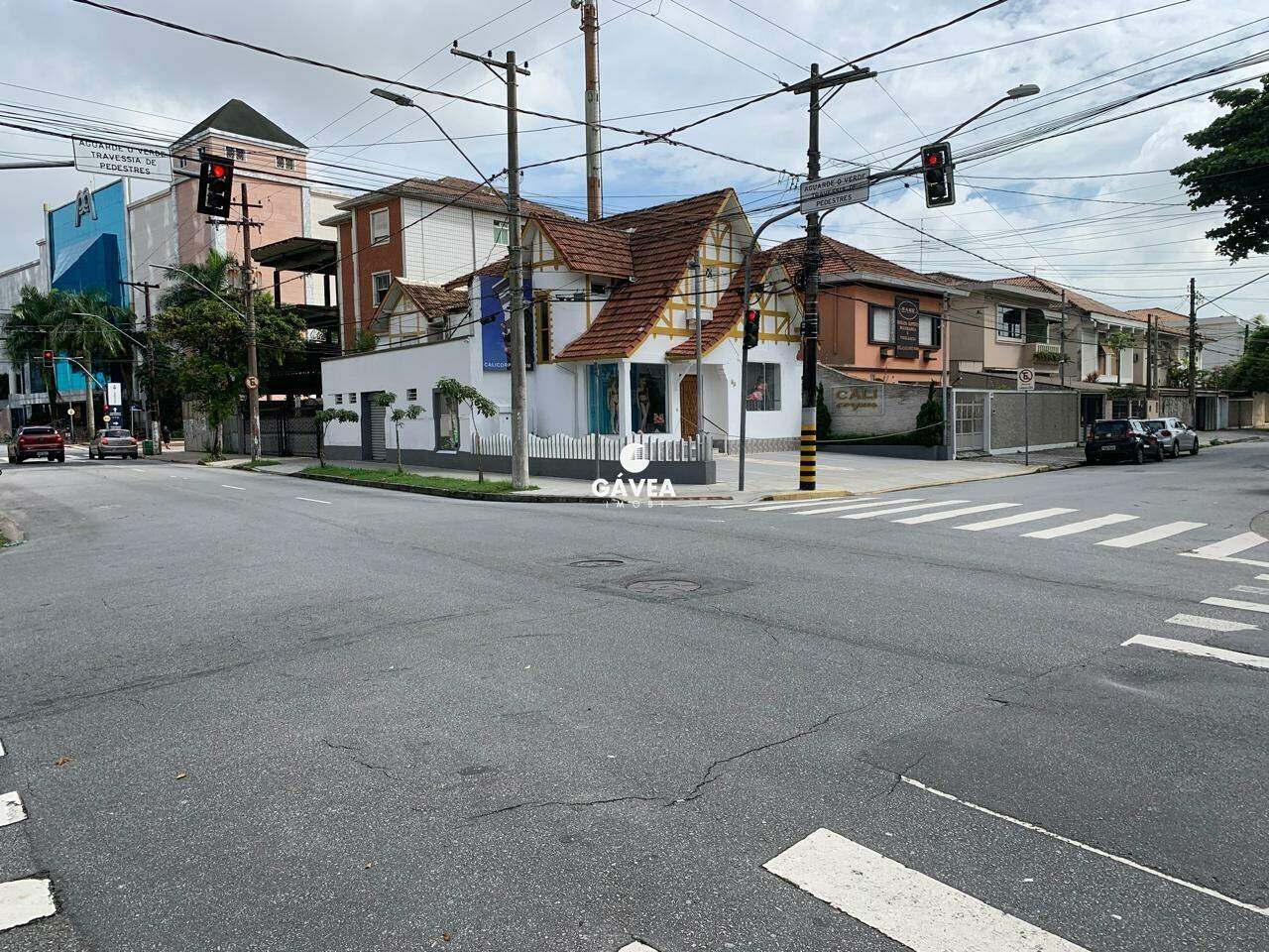 Sobrado à venda no Aparecida: 