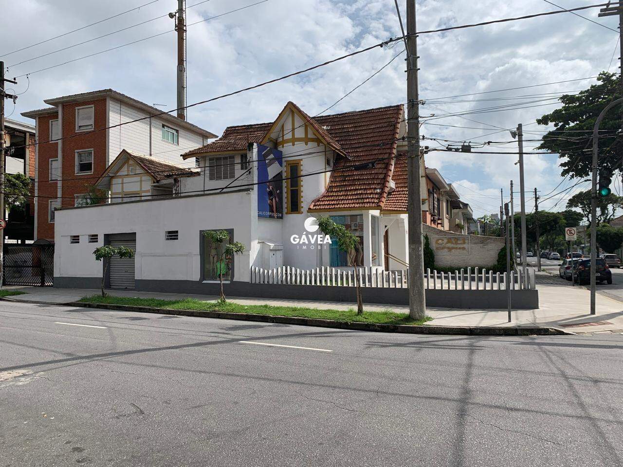 Sobrado à venda no Aparecida: 