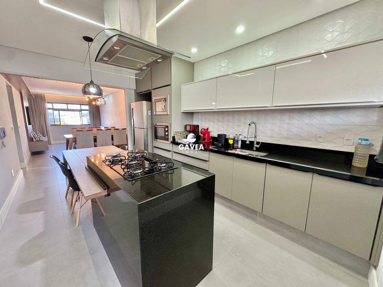 Apartamento à venda no Ponta da Praia: 