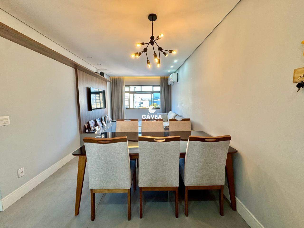 Apartamento à venda no Ponta da Praia: 