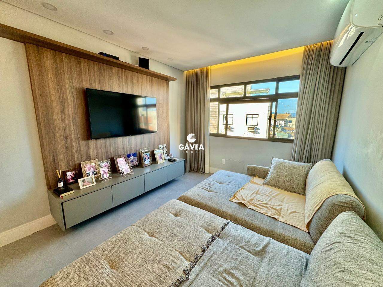 Apartamento à venda no Ponta da Praia: 