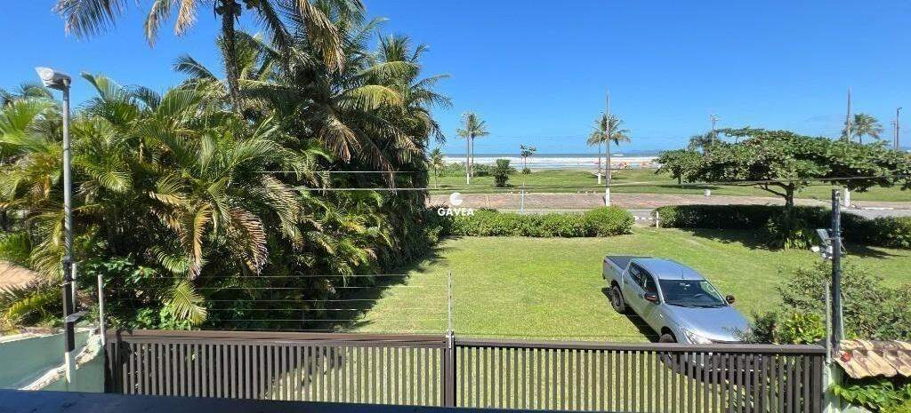 Casa à venda no Indaiá: 