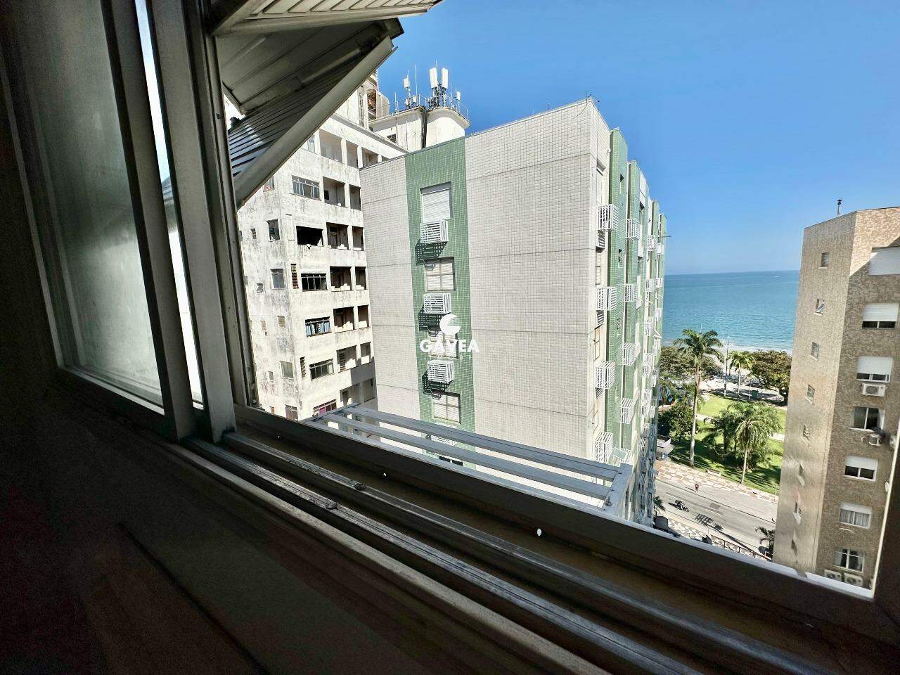 Apartamento à venda no Ponta da Praia: 