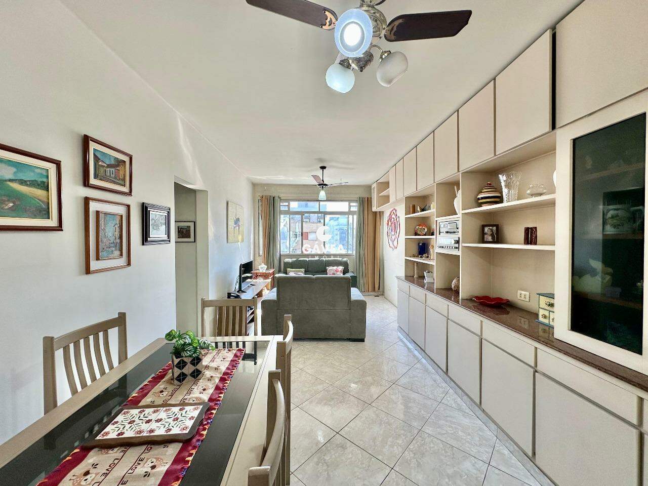 Apartamento à venda no Ponta da Praia: 