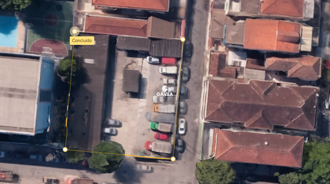 Terreno à venda no Macuco: 