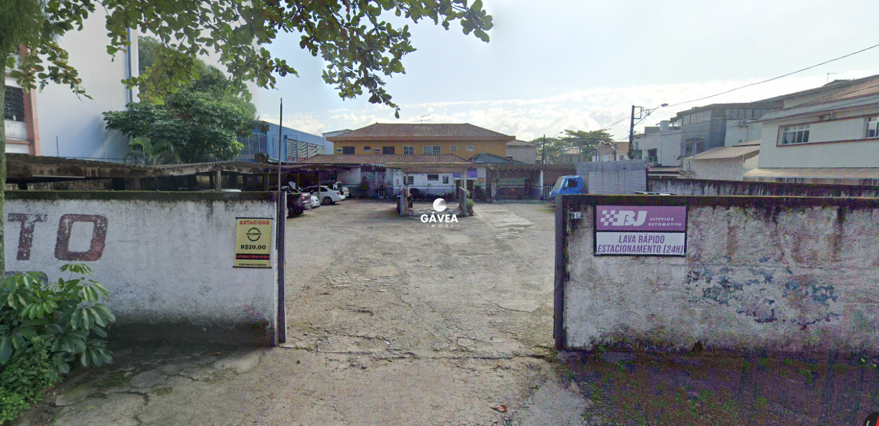 Terreno à venda no Macuco: 