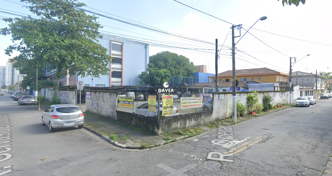 Terreno à venda no Macuco: 