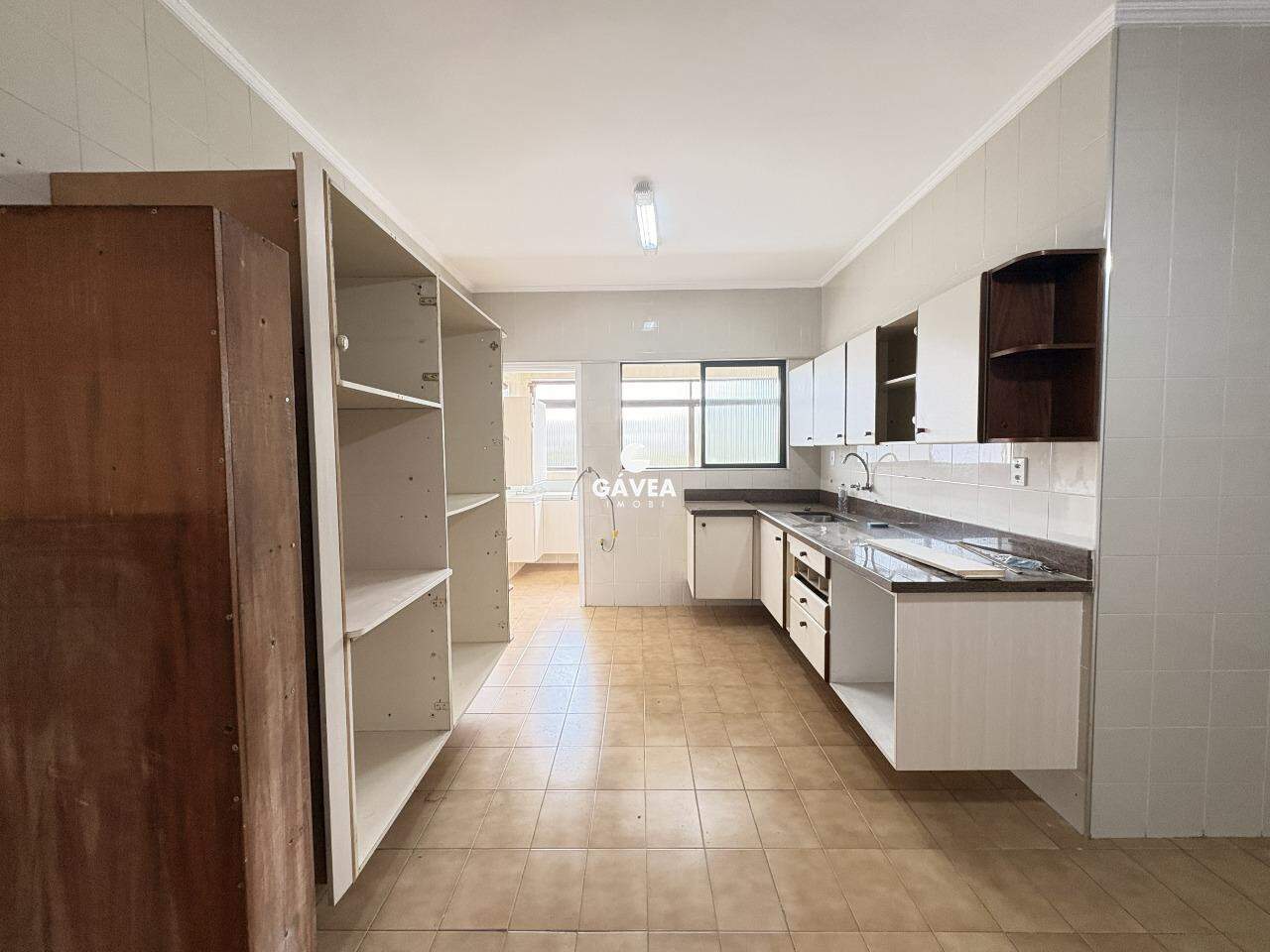 Apartamento à venda no Ponta da Praia: 