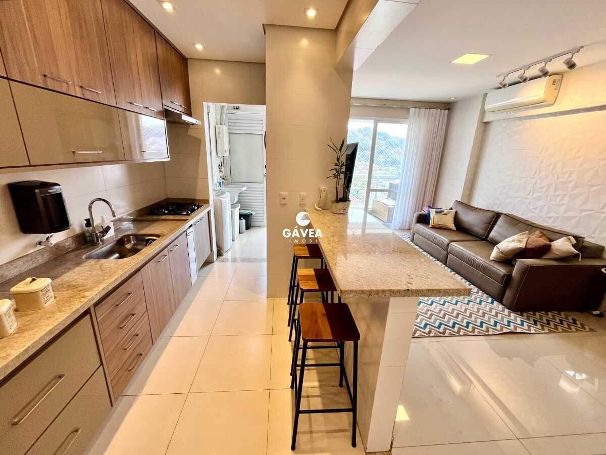 Apartamento à venda no Marapé: 