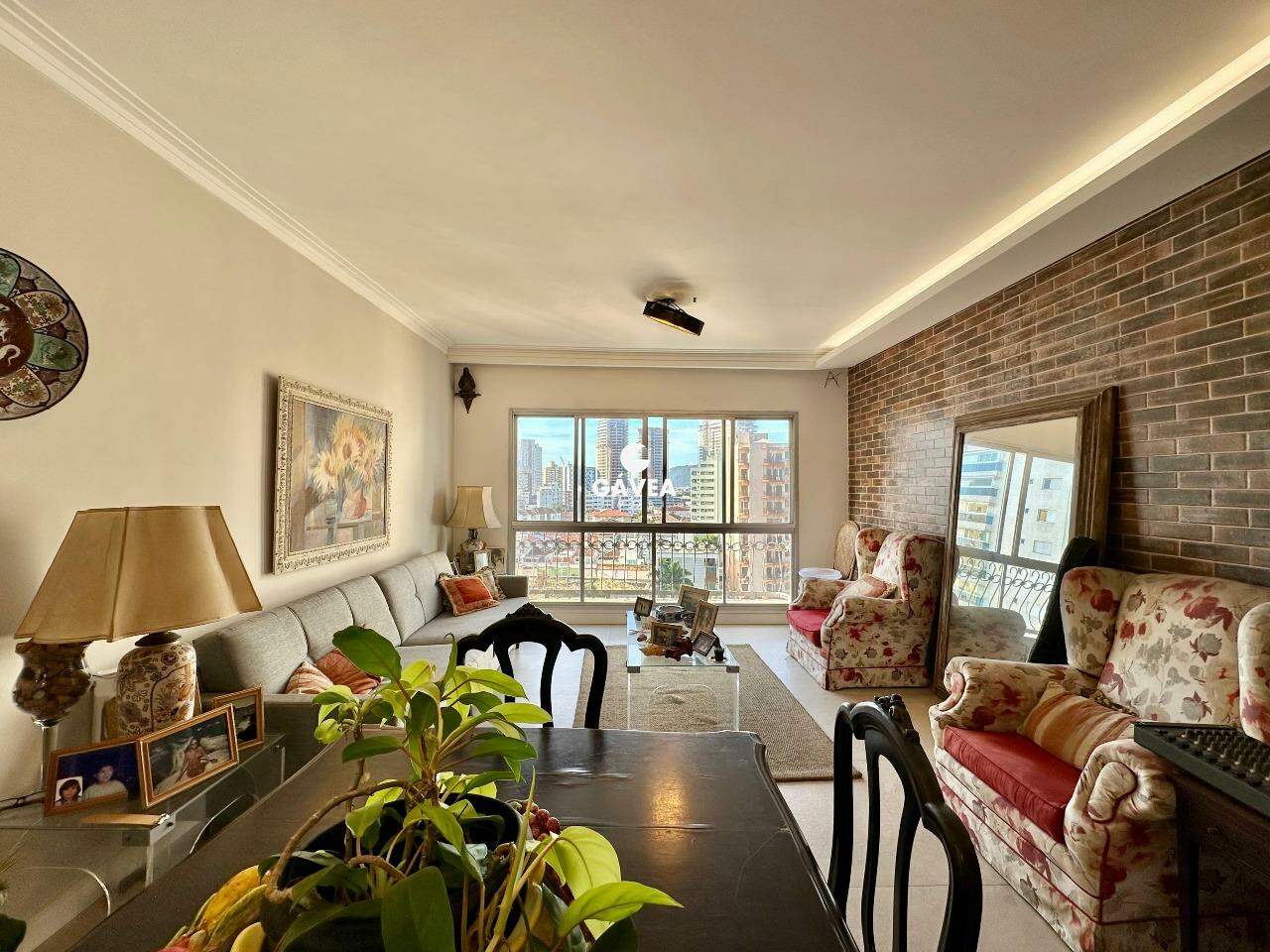 Apartamento à venda no Ponta da Praia: 