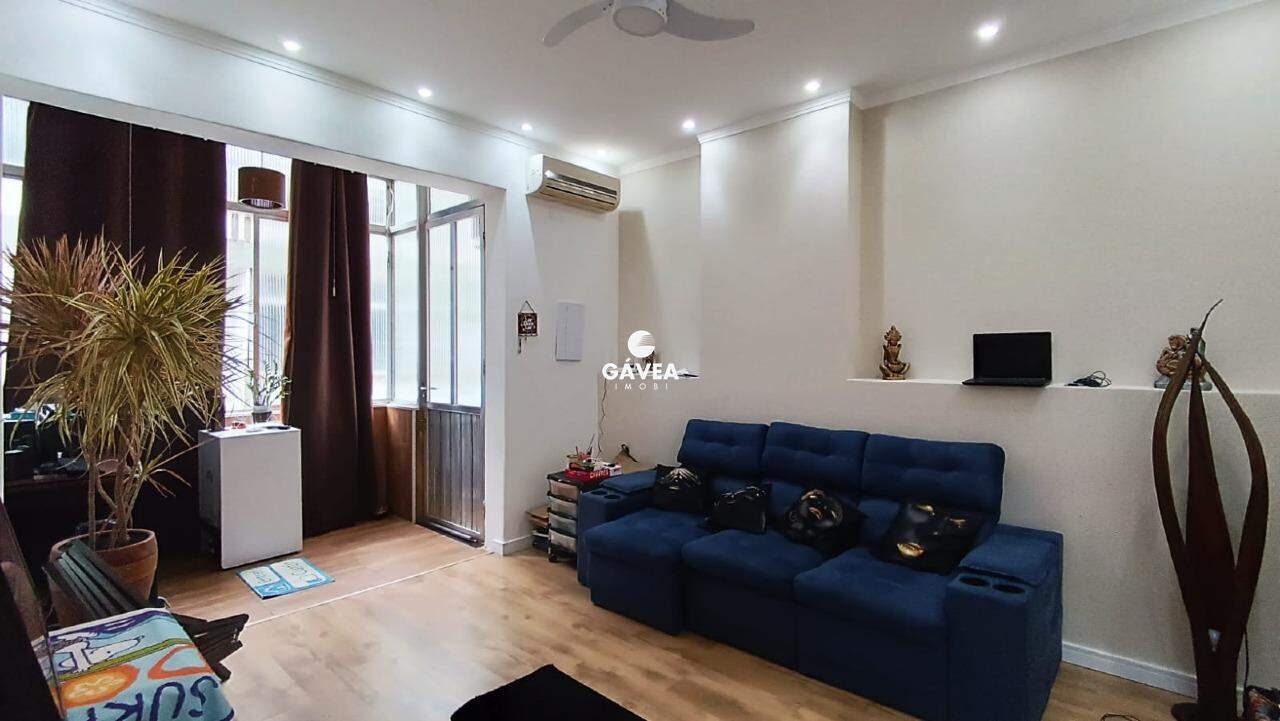Apartamento à venda no Centro: sala 2 ambientes