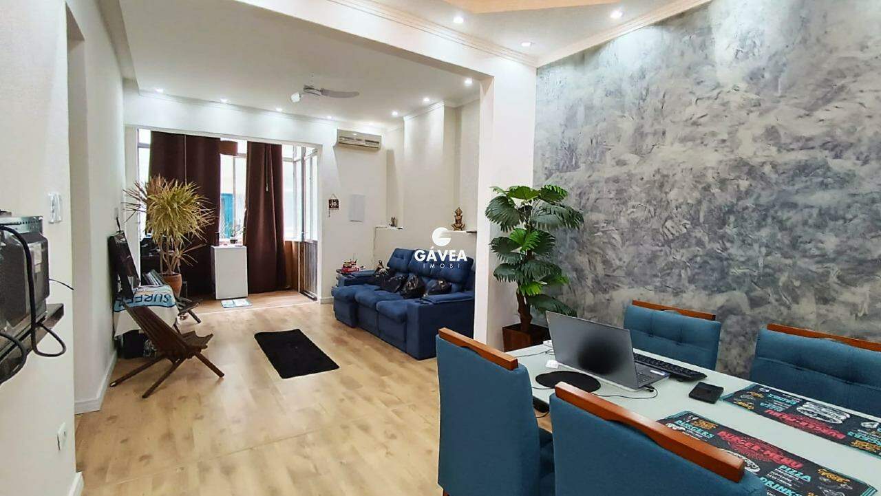 Apartamento à venda no Centro: sala 2 ambientes