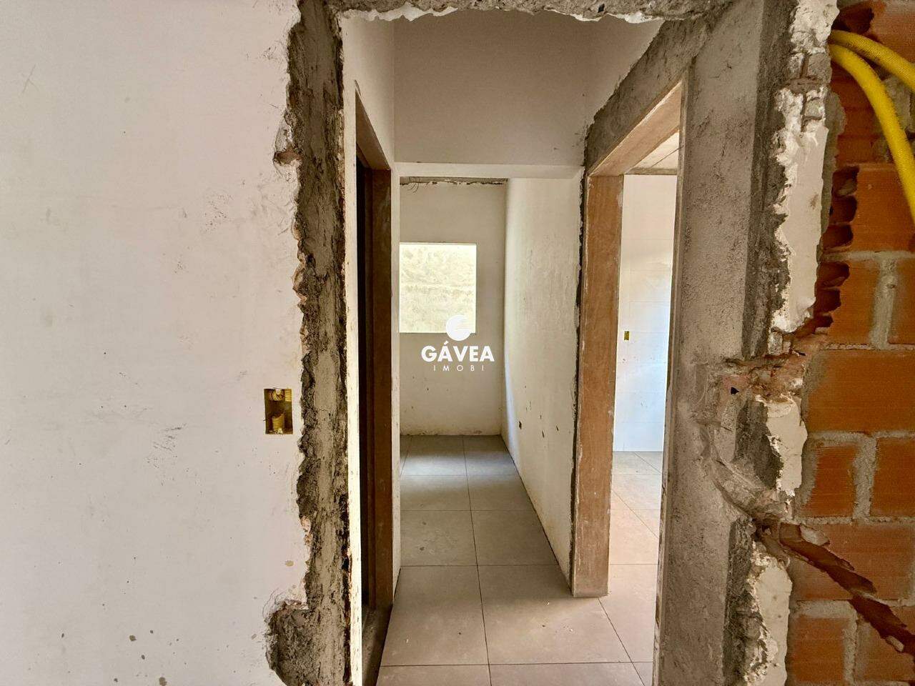 Casa à venda no Encruzilhada: 