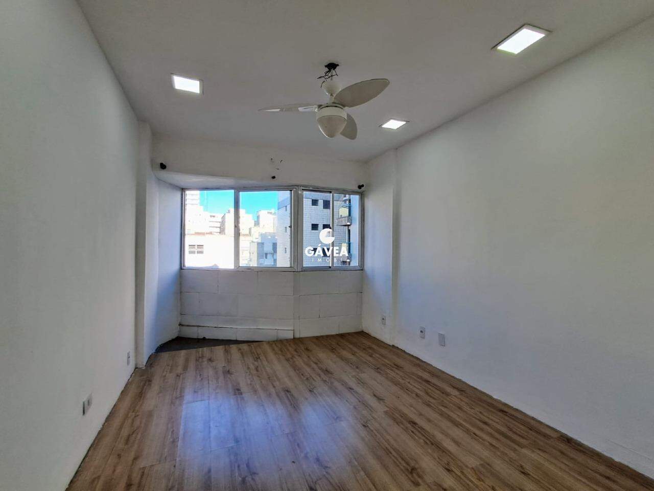 Apartamento à venda no Ponta da Praia: 