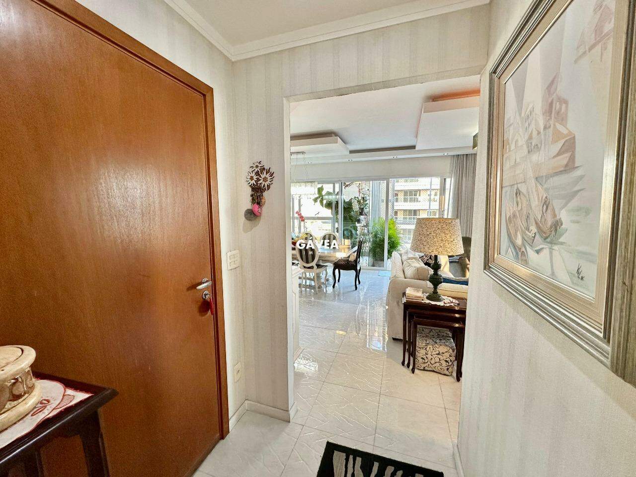 Apartamento à venda no Embaré: 