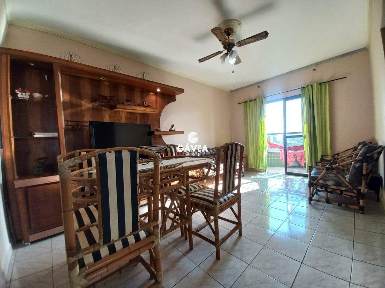 Apartamento à venda no Tupi: 