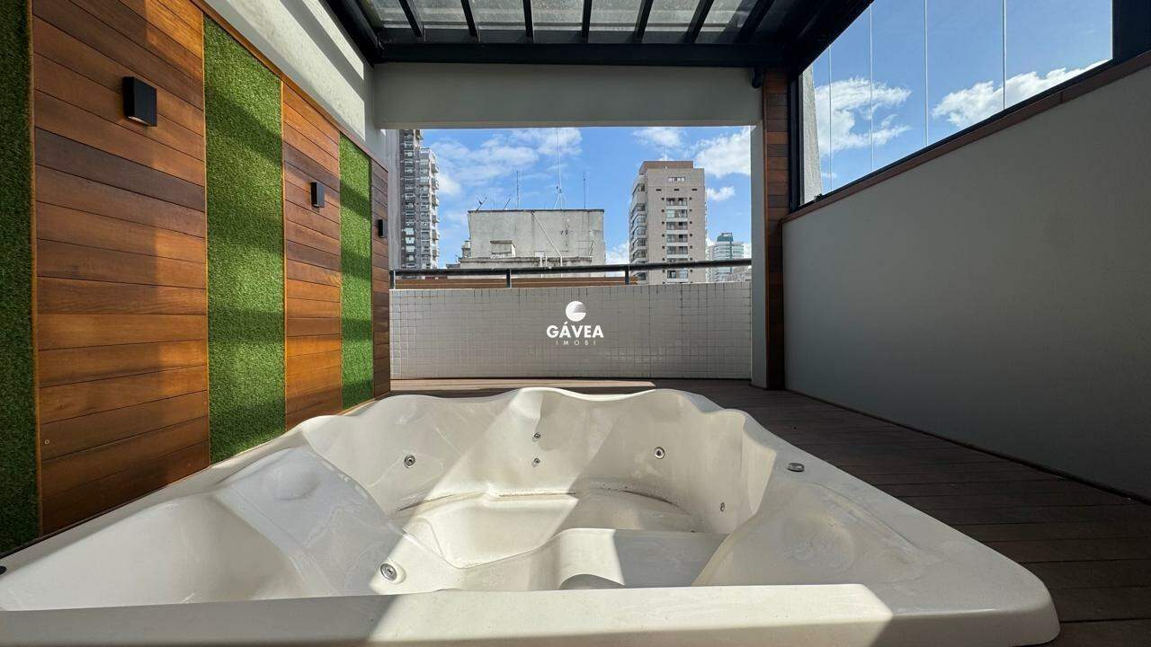 Cobertura à venda no Pompéia: 