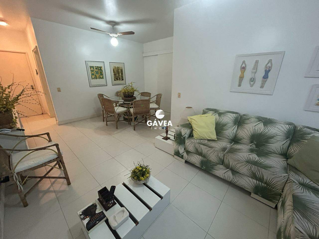 Apartamento à venda no Enseada: 