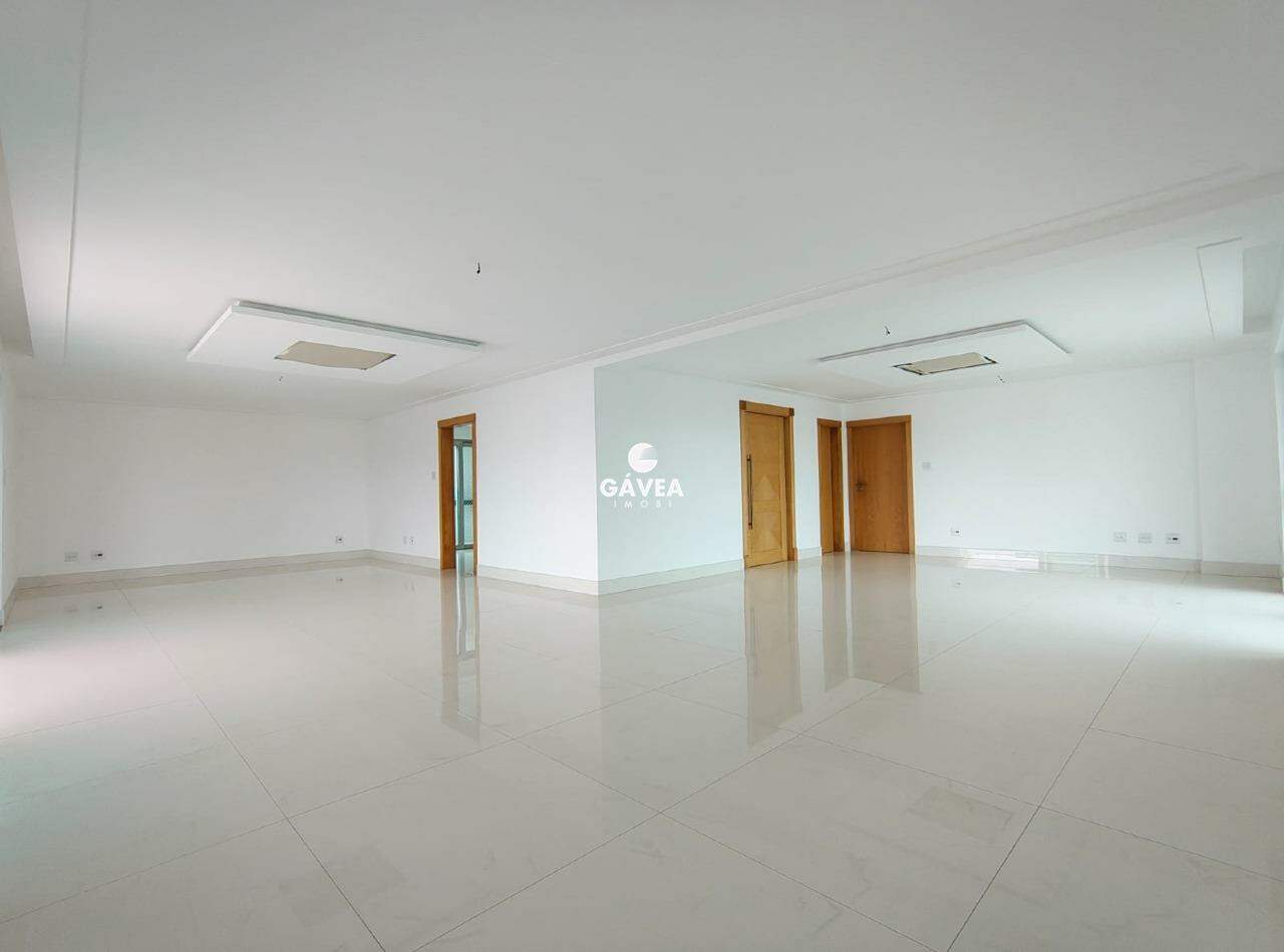 Apartamento à venda no Ponta da Praia: 