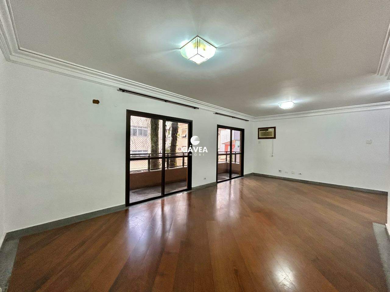 Apartamento à venda no Boqueirão: sala para 2 ambientes