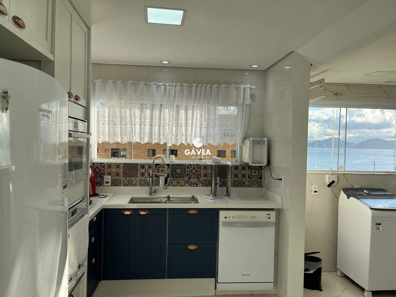 Cobertura à venda no Aparecida: 