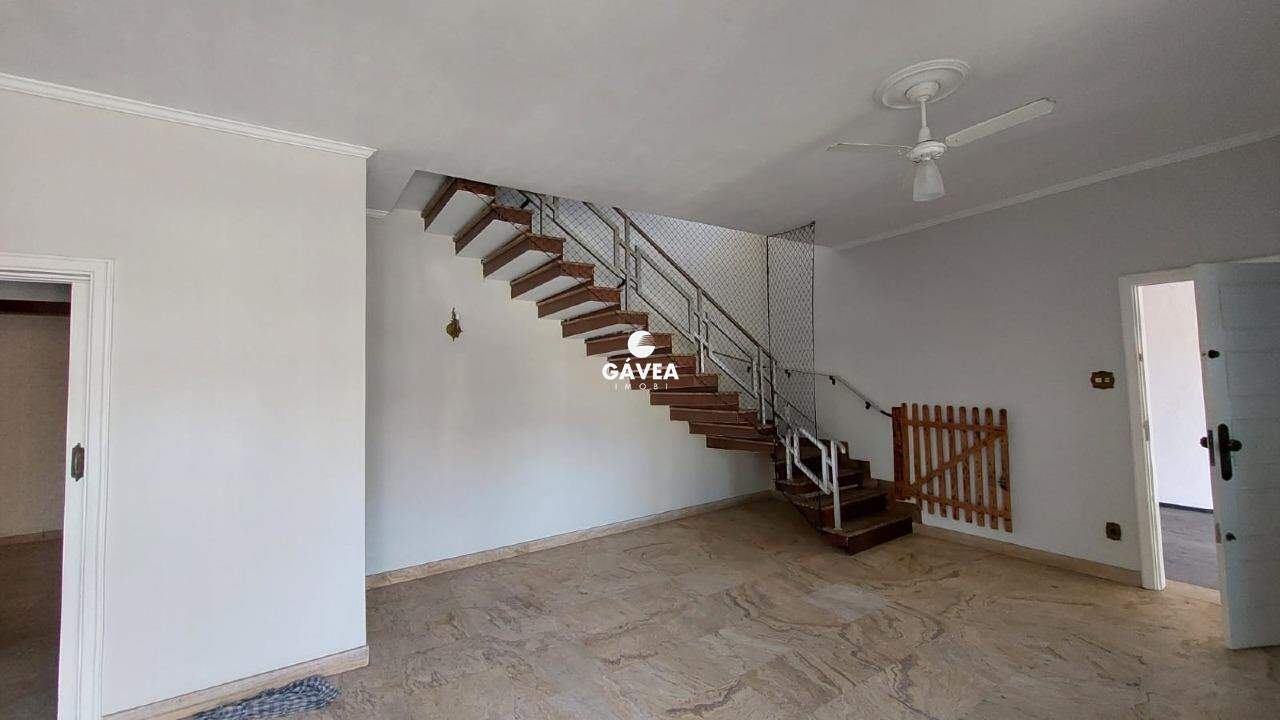 Sobrado para aluguel no Ponta da Praia: 