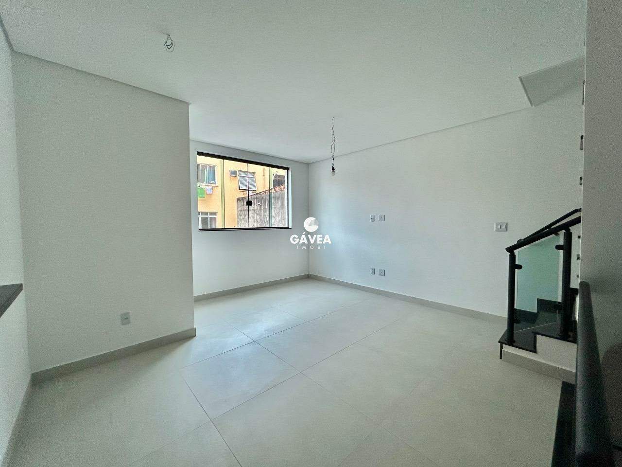 Casa à venda no Campo Grande: sala para 2 ambientes