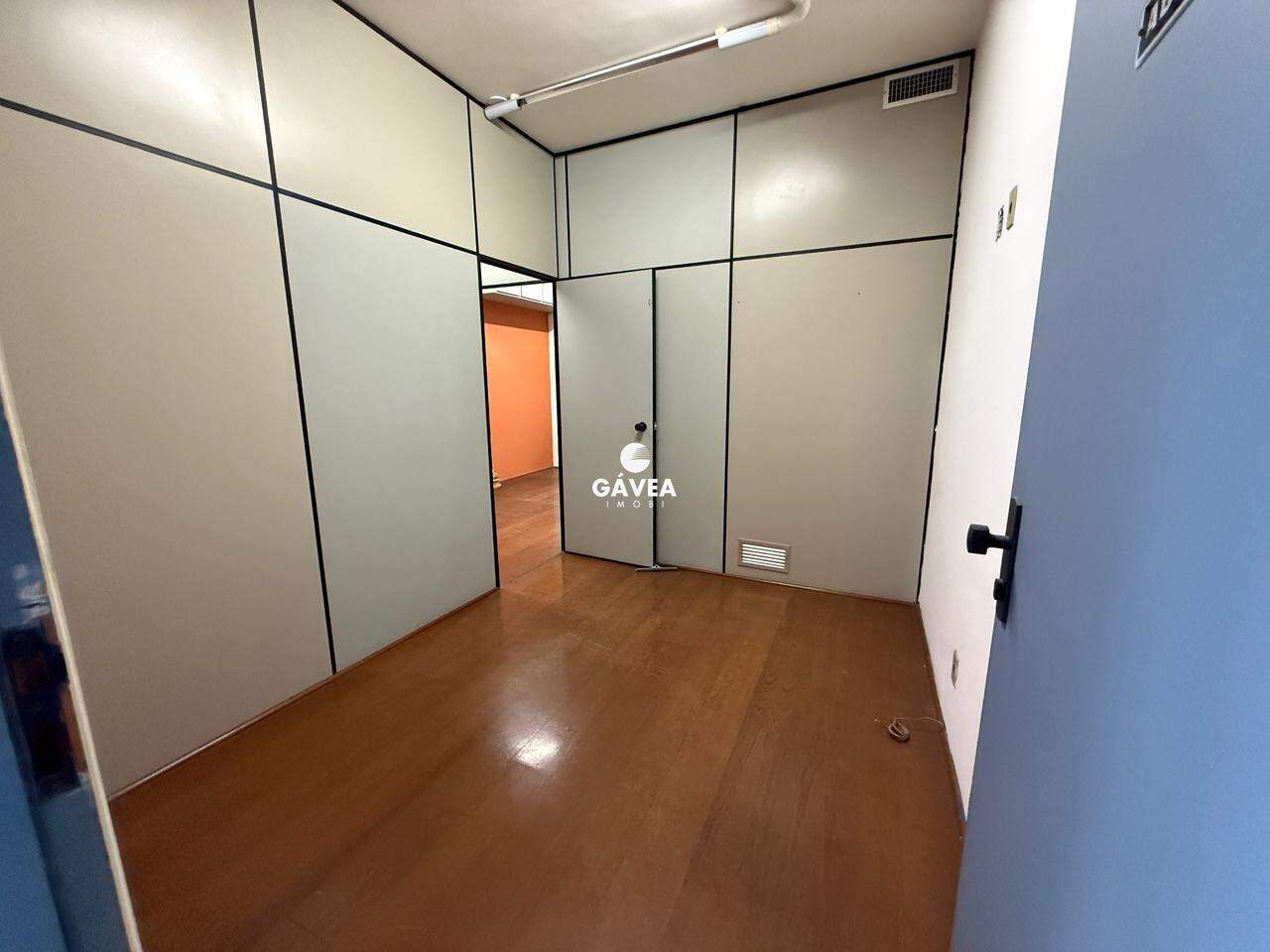 Conjunto Comercial/sala à venda no Aparecida: 