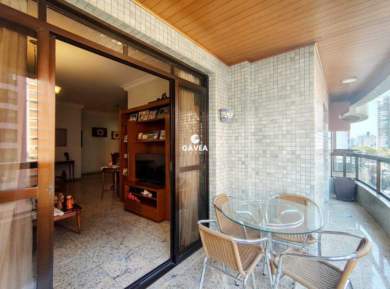 Apartamento à venda no Embaré: 