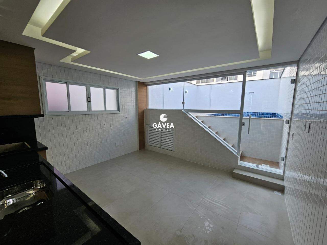 Casa à venda no Embaré: 