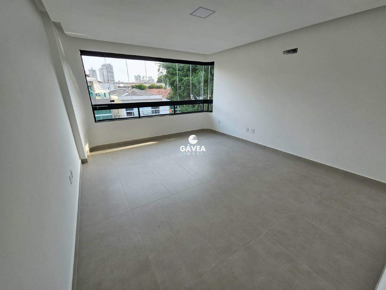 Casa à venda no Embaré: 