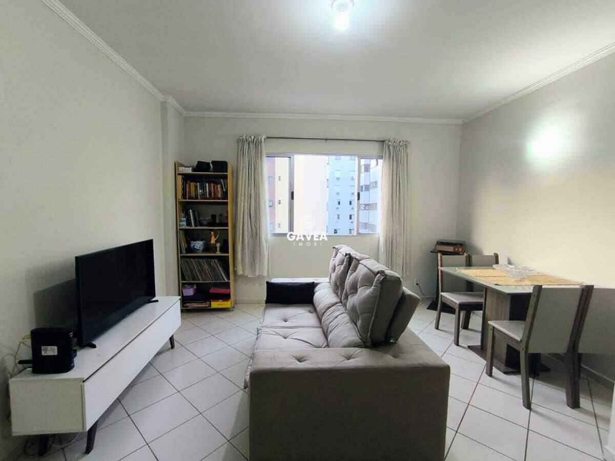 Apartamento à venda no Encruzilhada: 