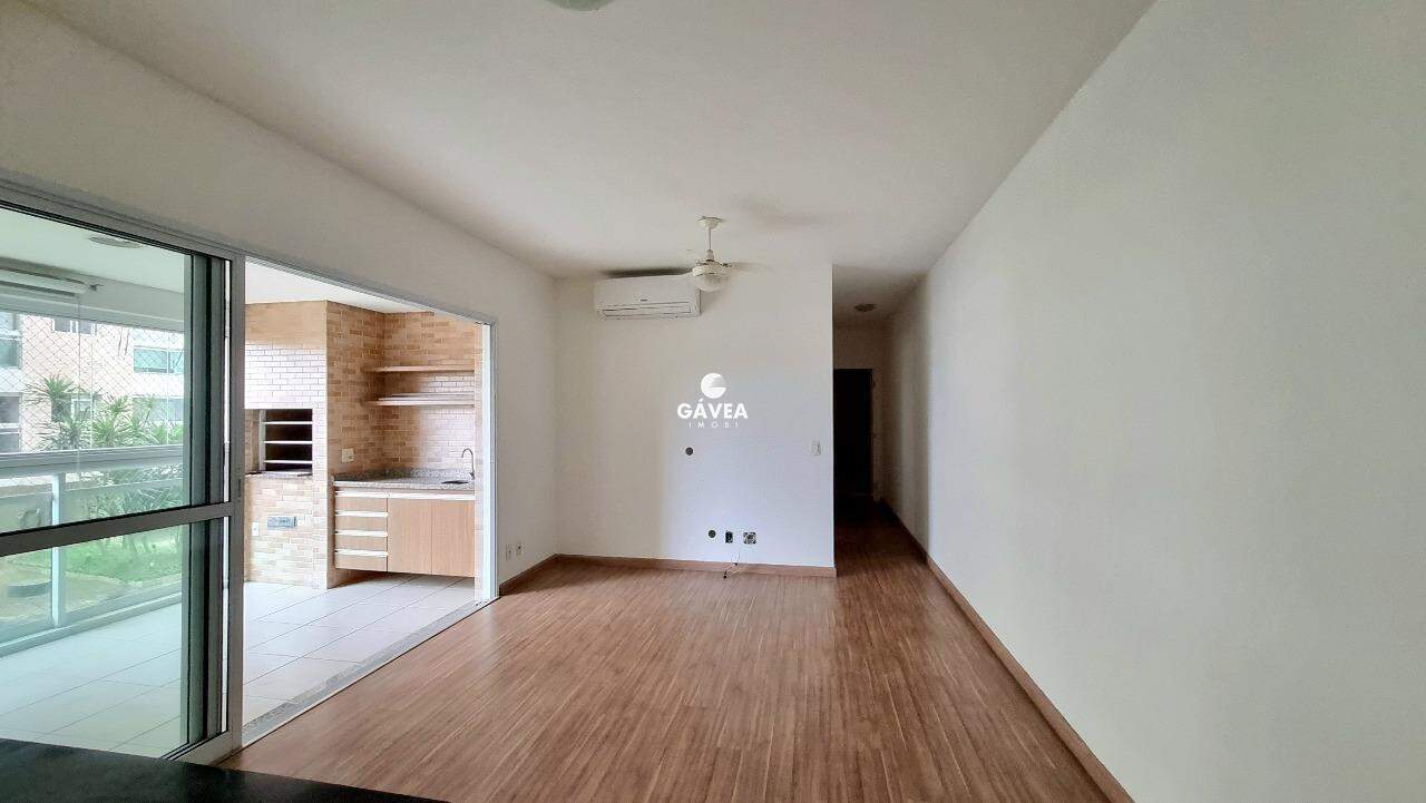 Apartamento à venda no Ponta da Praia: 