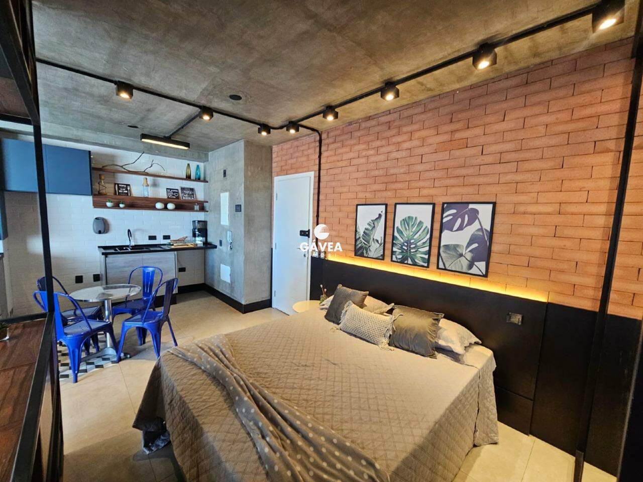 Apartamento à venda no Ponta da Praia: 