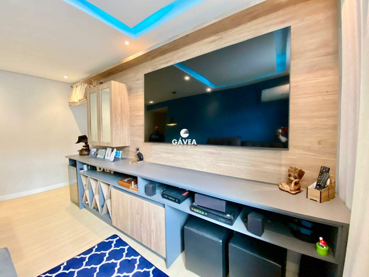 Apartamento à venda no Encruzilhada: 