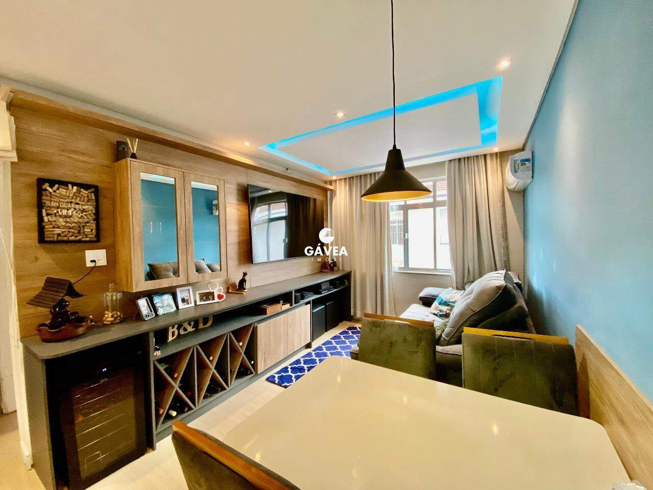 Apartamento à venda no Encruzilhada: 