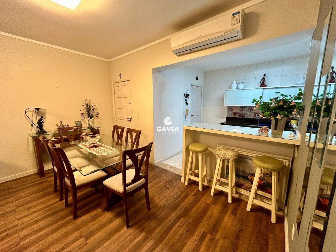 Apartamento para aluguel no Itararé: Sala integrada a cozinha