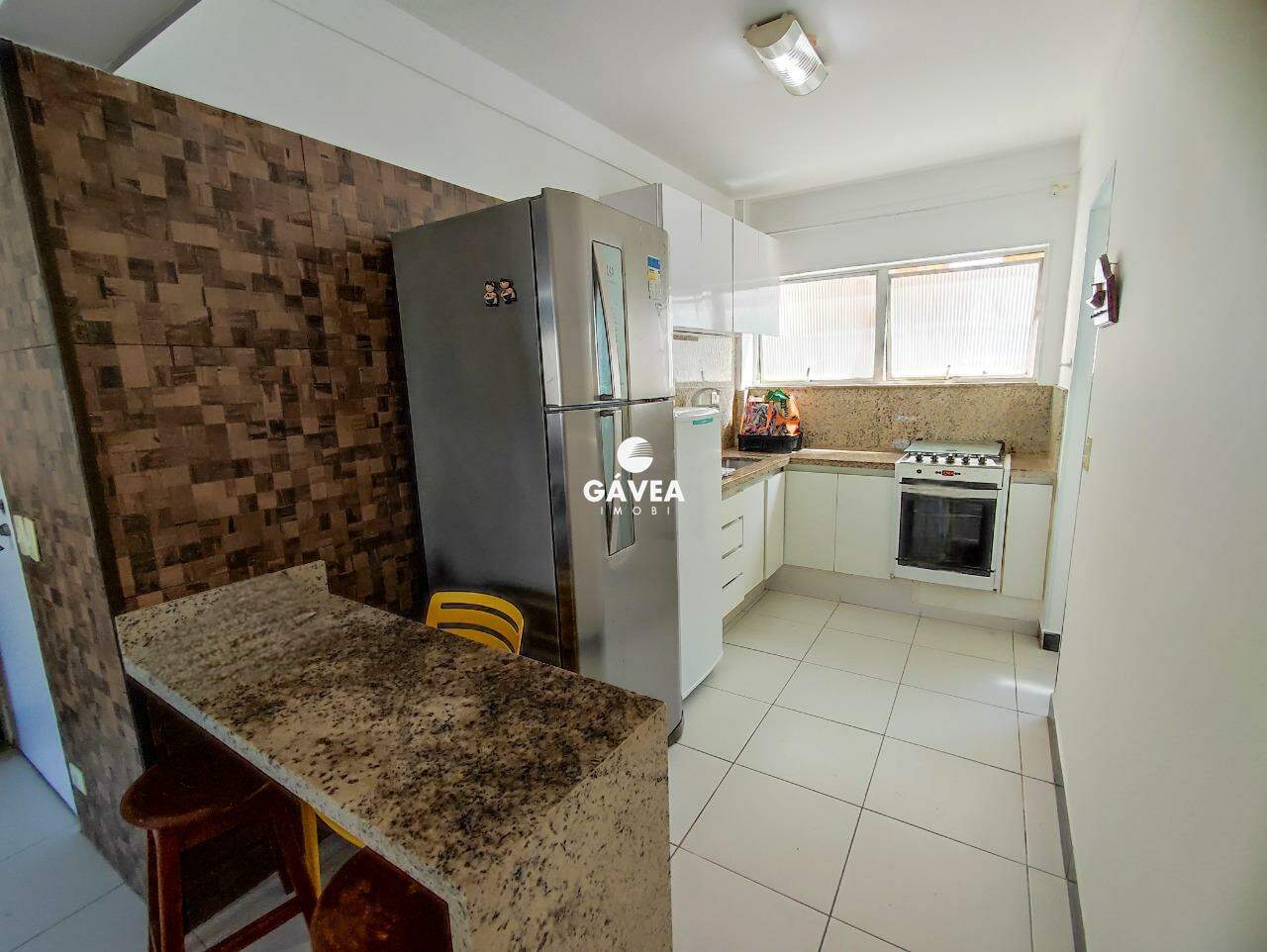 Apartamento à venda no Pitangueiras: 