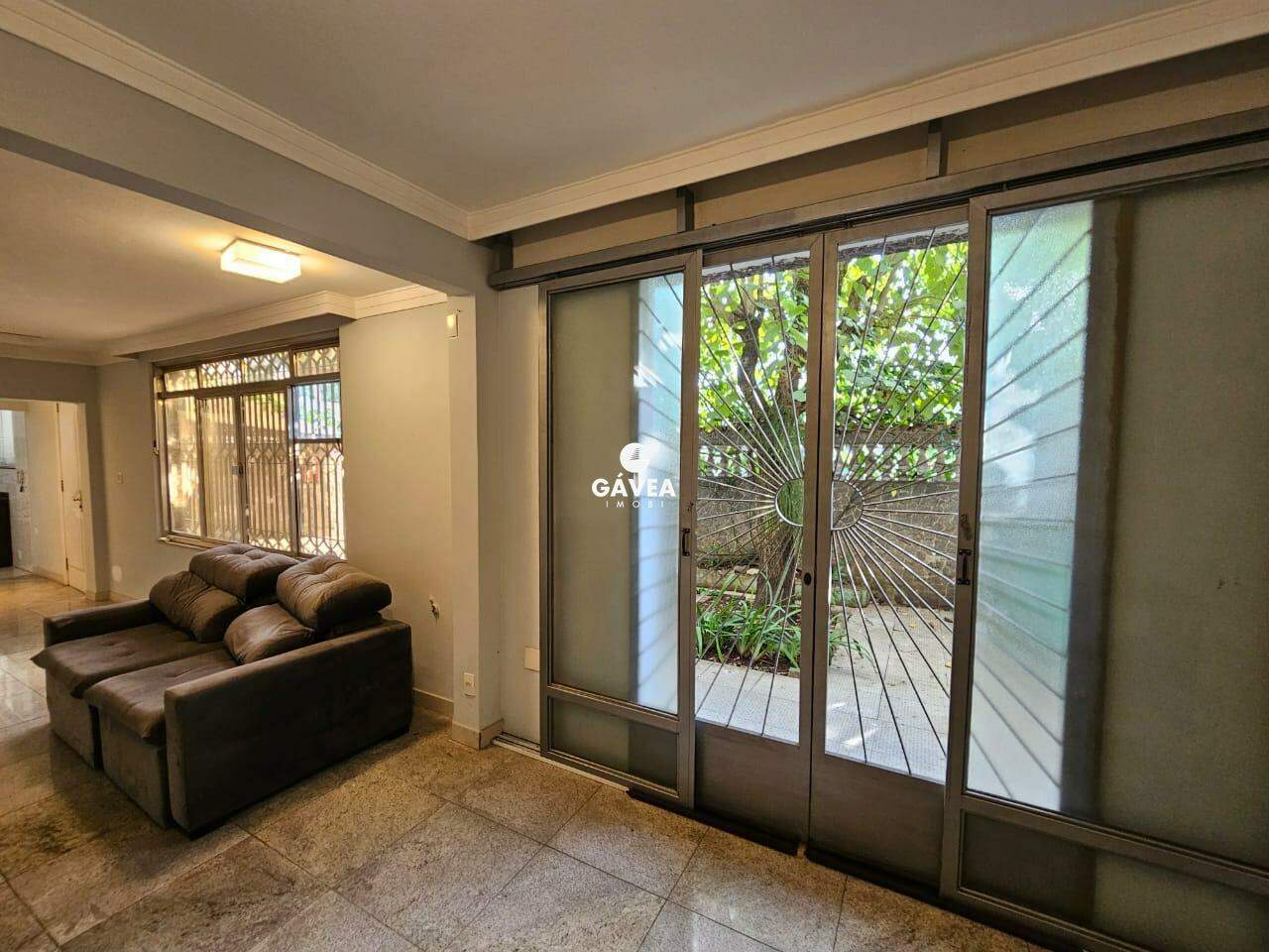 Sobrado à venda no Ponta da Praia: 