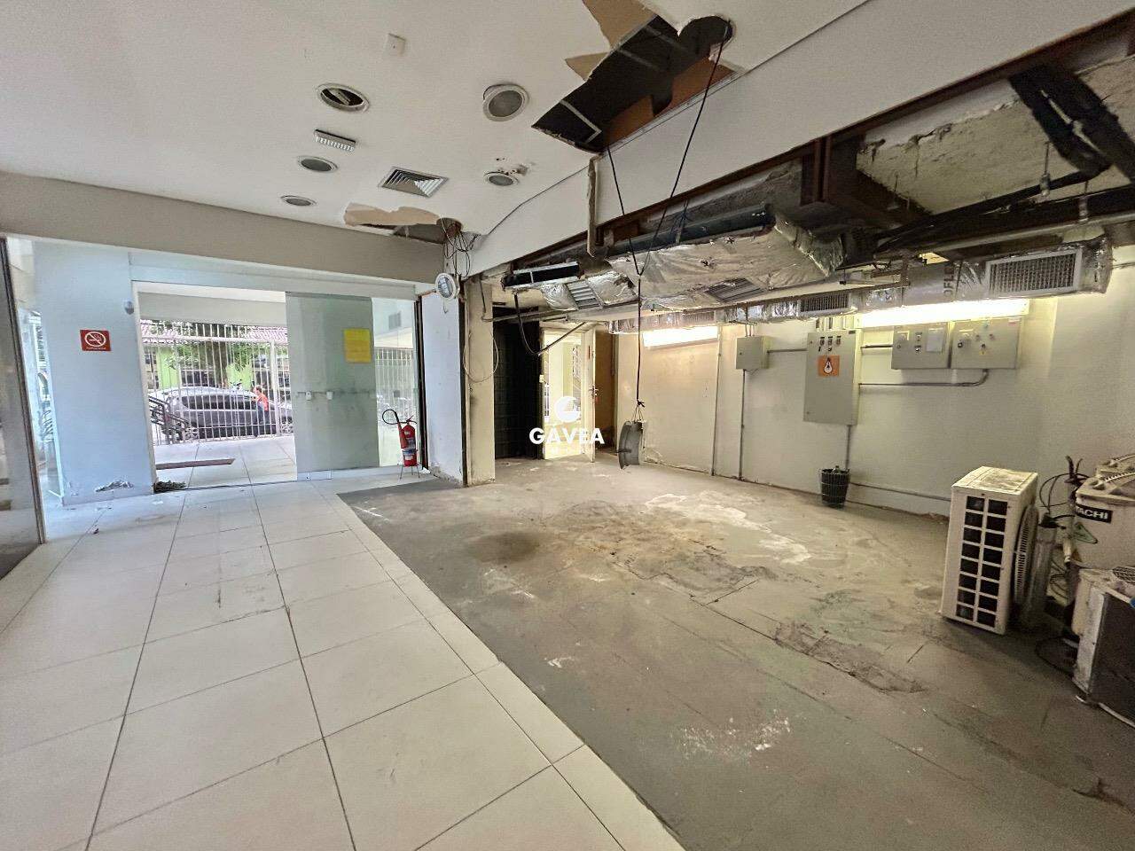 Loja à venda no Boqueirão: sala ao lado da recepção