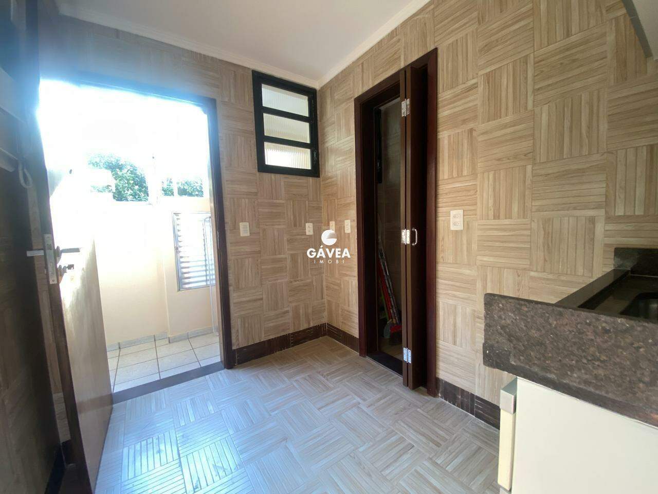 Apartamento à venda no Morro dos Barbosas: 