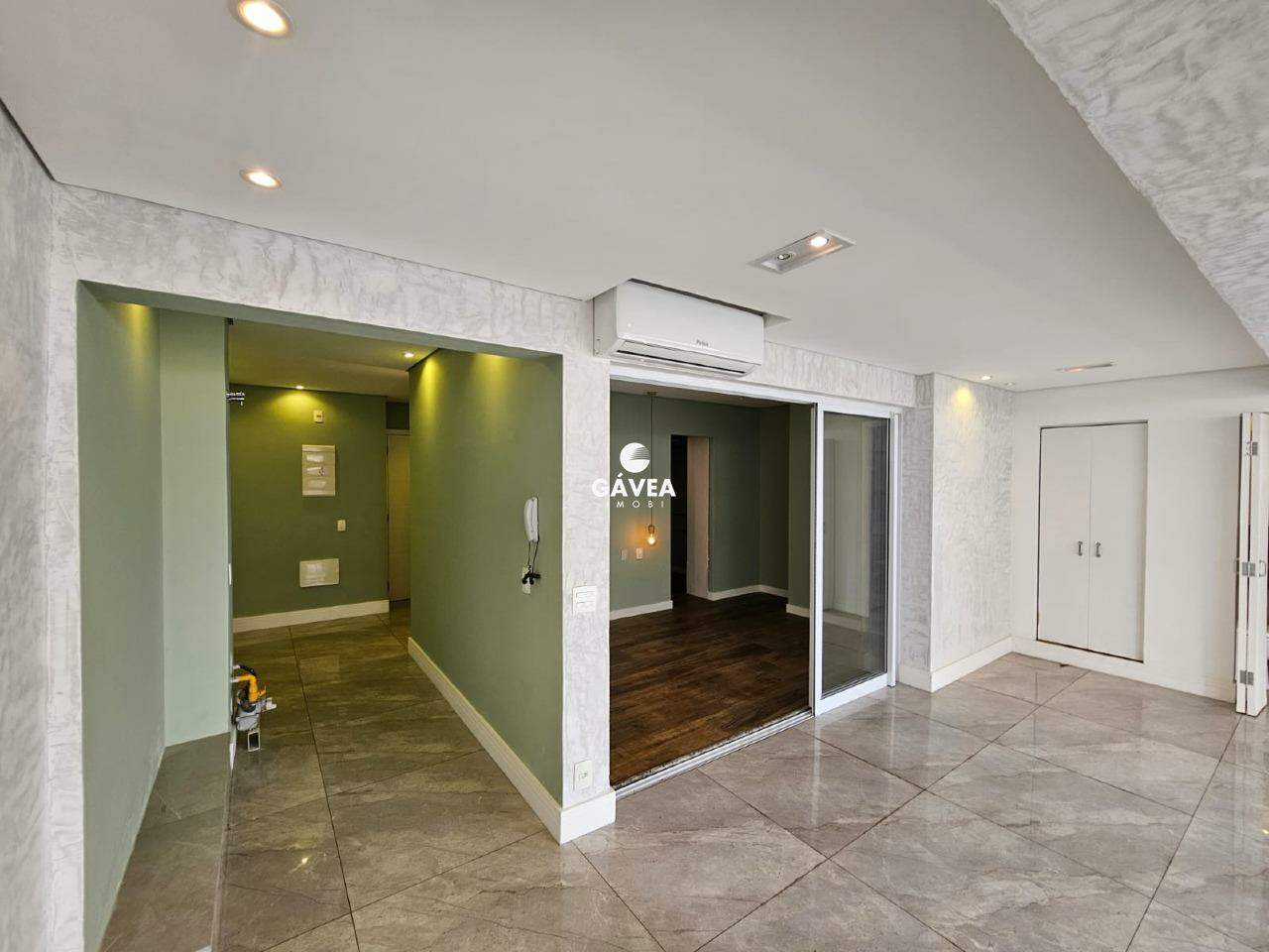 Apartamento à venda no Ponta da Praia: 